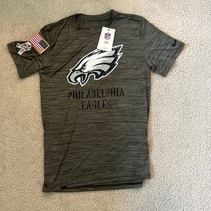 Rare Salute to the Service Eagles T - Shirt NWT